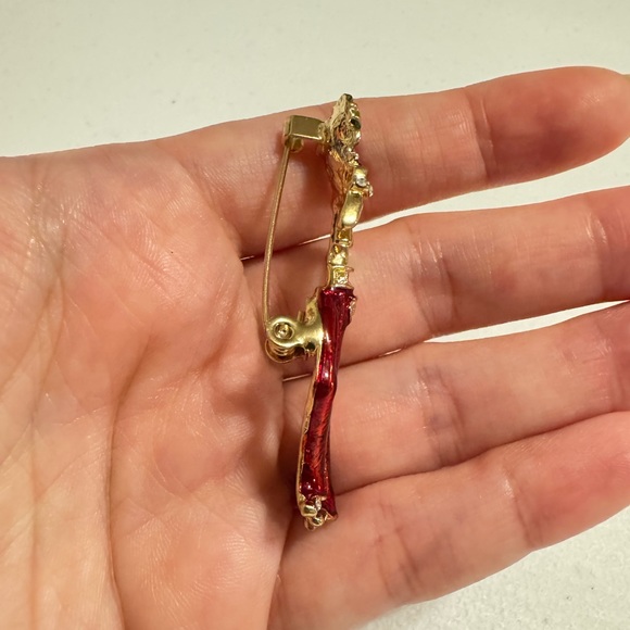 Elegant Red and Gold Fashion Brooch - Picture 7 of 7